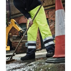 Regatta Pro Hi-vis Insulated Overtrousers